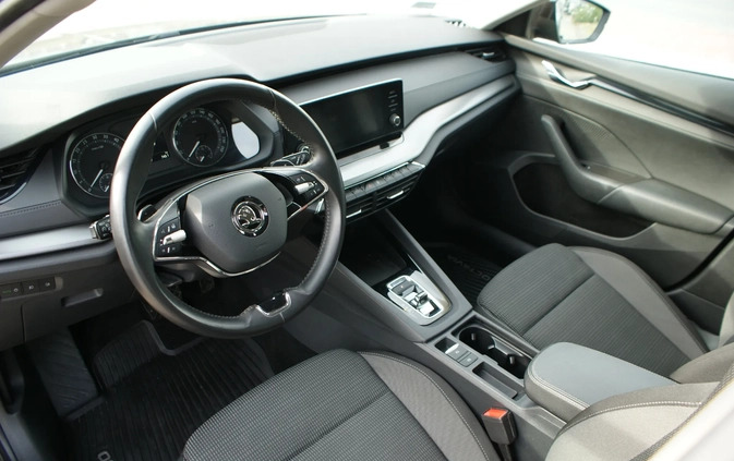 Skoda Octavia cena 89500 przebieg: 104600, rok produkcji 2020 z Brzostek małe 137